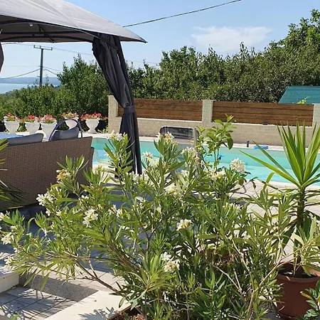 Appartement Annabella Apartmanhaz Balatongyörök
