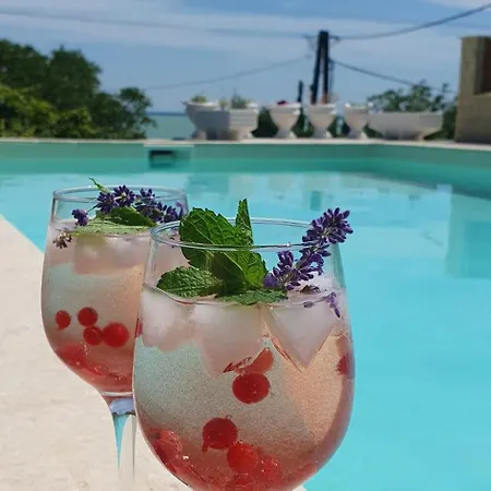 Annabella Balatongyörök